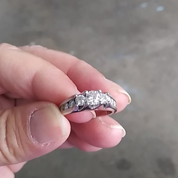 14kt white gold - Picture 1 of 8